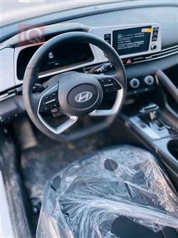 هیۆندای ئەلەنترا